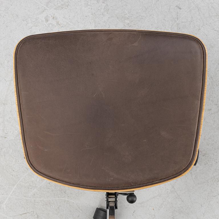 Jørgen Rasmussen, skrivbordsstol, "Kevi 2533", Engelbrechts/Montana, Danmark.