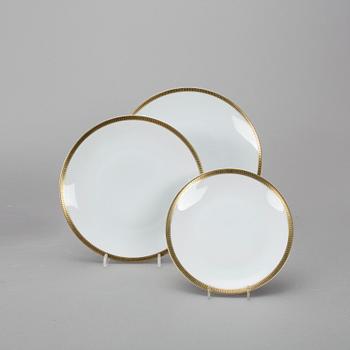 MATSERVIS, 64 delar. Porslin, Hutschenreuther Bavaria.