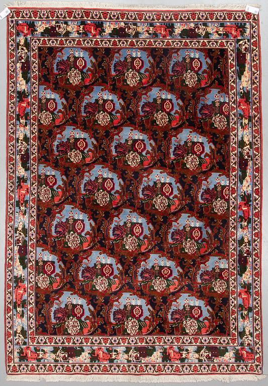 A RUG, old persian, ca 287 x 202 cm.