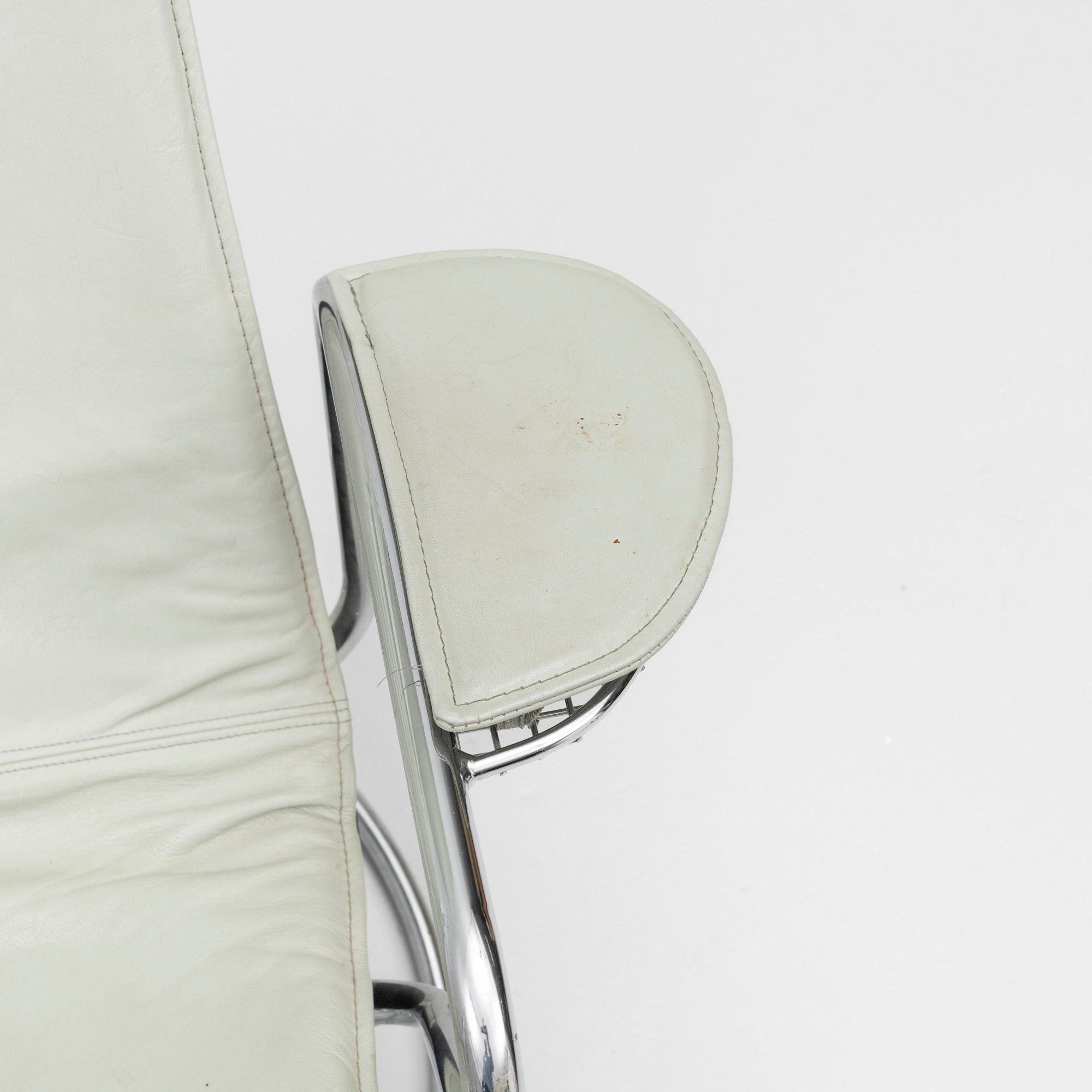 Tord Björklund, a pair of swivel lounge armchairs, 'Exen', IKEA, 1988.