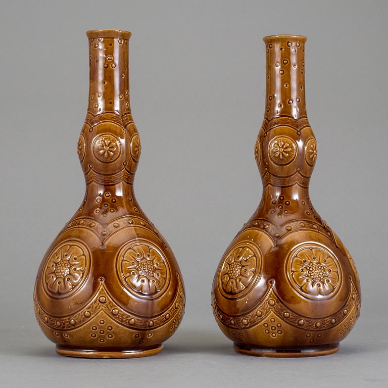 VASER ett par. Flintgods, Höganäs, 1800-talets slut.