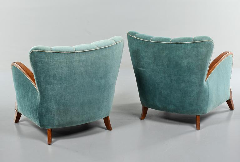 FÅTÖLJER, ett par, 1900-talets första kvartal.