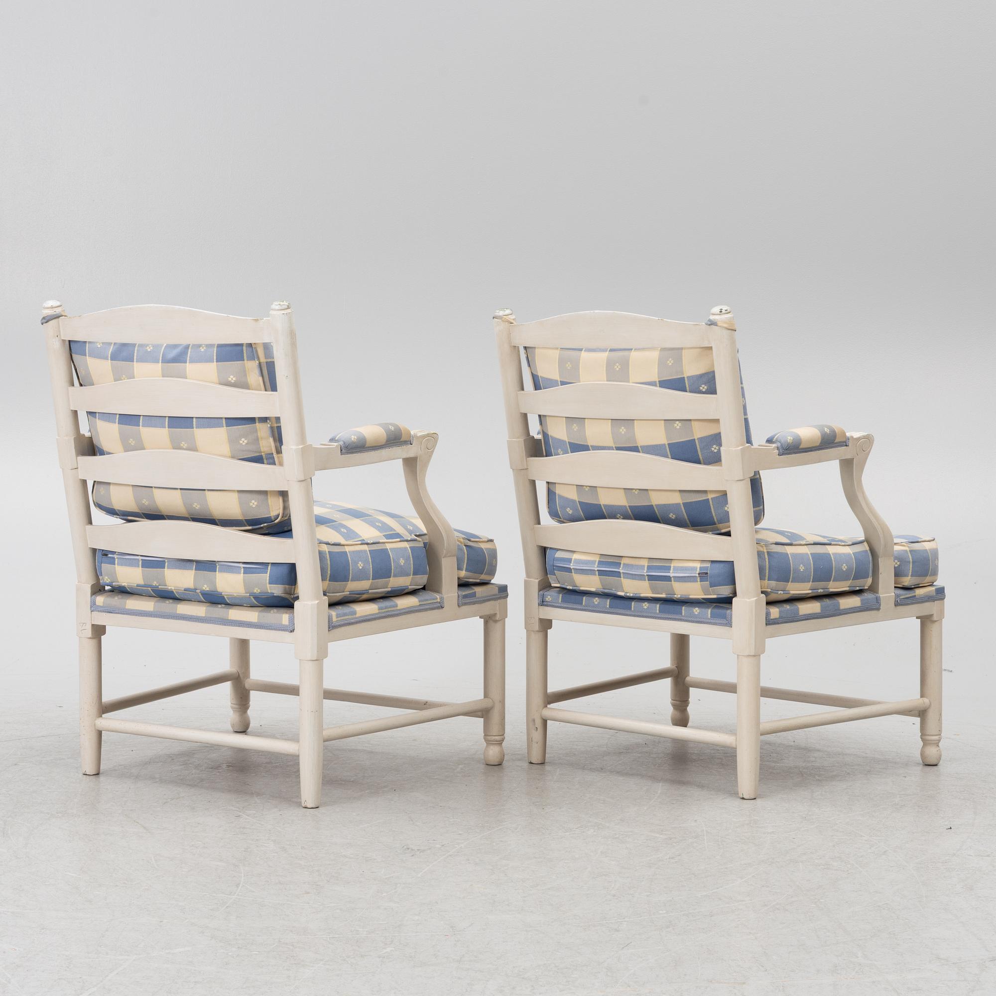 Fåtöljer ett par, gustaviansk stil, Gripsholmsmodell, Åmells möbler 1973.