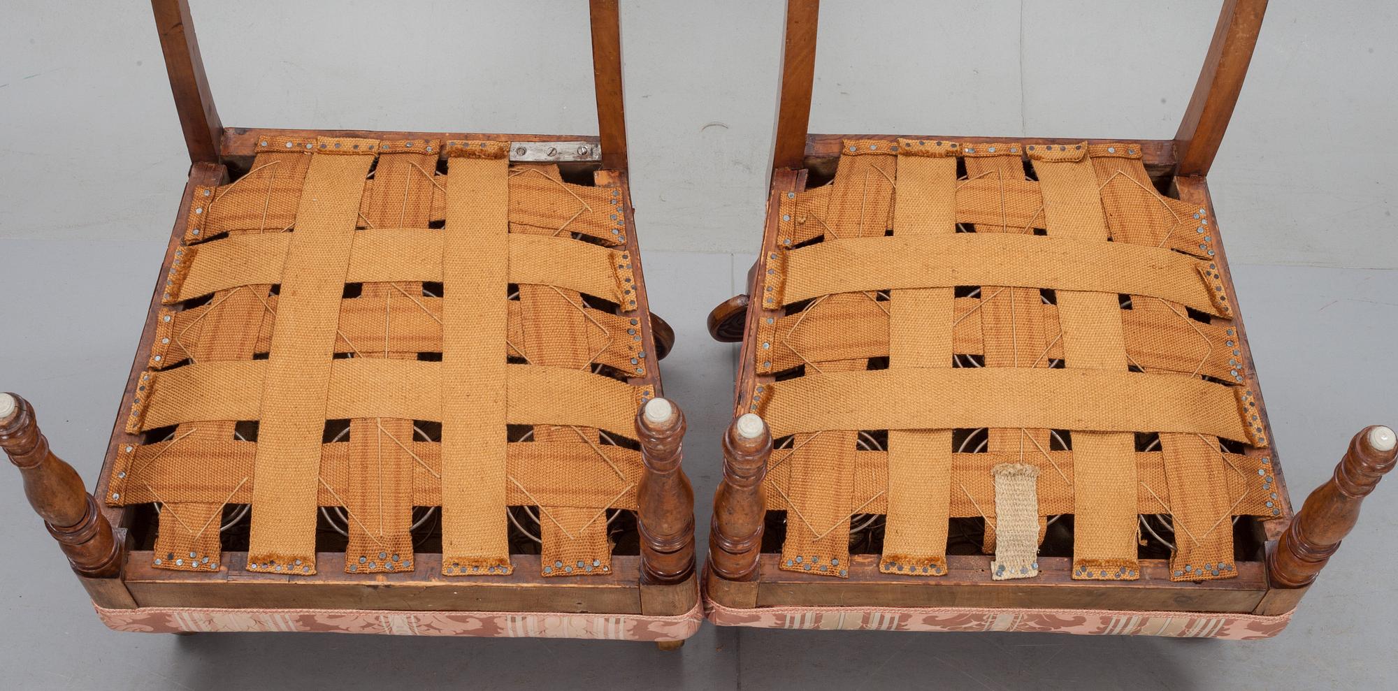 KARMSTOLAR, ett par, Karl Johan, 1800-talets mitt.