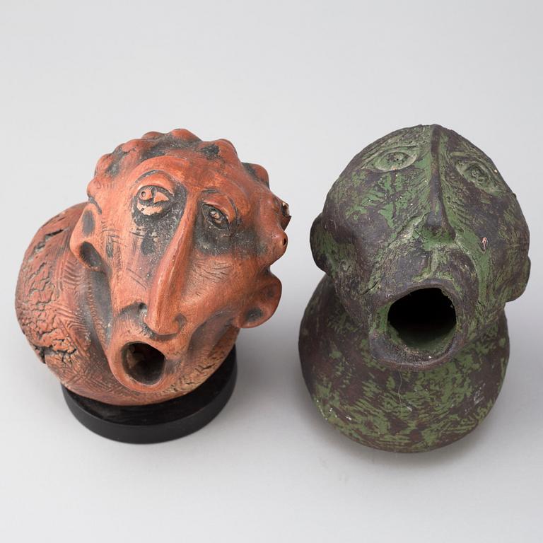 BORIS STOJKOV, skulpturer 4 st + 1 vas, signerade, stengods, Gustavsberg, 1960-/70-tal.