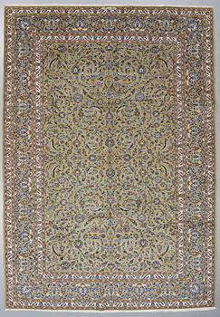A carpet, Kashan signed, Janghair, ca 363 x 260 cm.