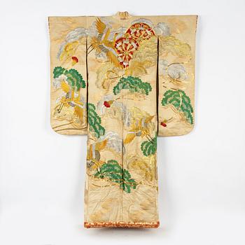 A Japanese silk wedding kimono, 20th century.