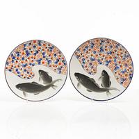 A pair of Japanese porcelain dishes, first half of the 20th Century.