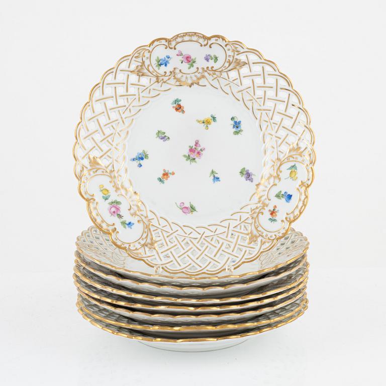 A set of eight porcelain plates, Teichert-Werke in Meissen, circa 1900.