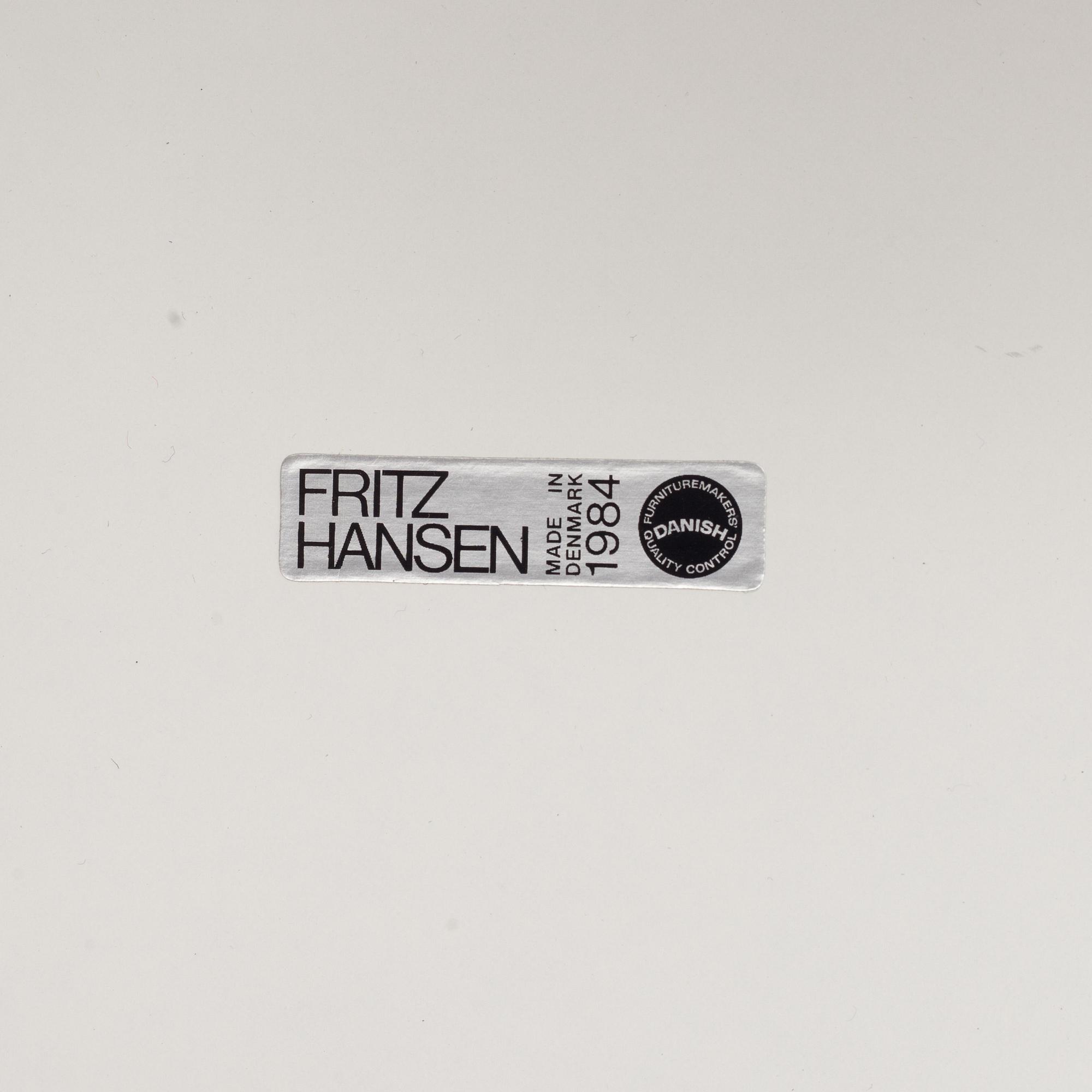 BORD. Bruno Mathsson & Piet Hein, Fritz Hansen, 1984.