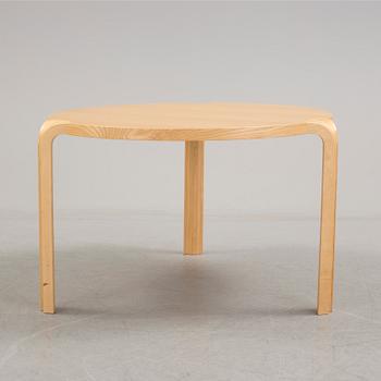 ALVAR AALTO, X-ben bord, Artek, 2006.