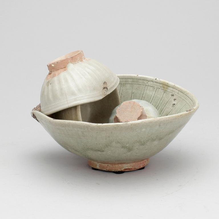 SEASCULPTURE, sjöfynd, lergods. Troligen Yuan dynastin (1279-1368).
