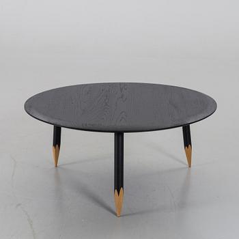 A coffe table, design Samuel Wilkinson, 21th century,