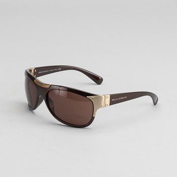 DOLCE & GABBANA solglasögon.