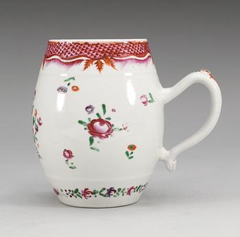 A large famille rose tankard, Qing dynasty, Qianlong (1736-95).