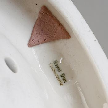 FIGURIN, porslin, Royal Dux, 1900-talets mitt.