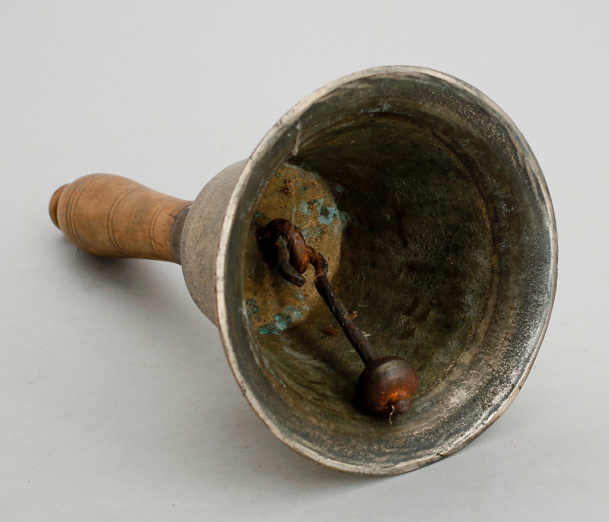 RINGKLOCKA, malm och trä, 1800-tal.
