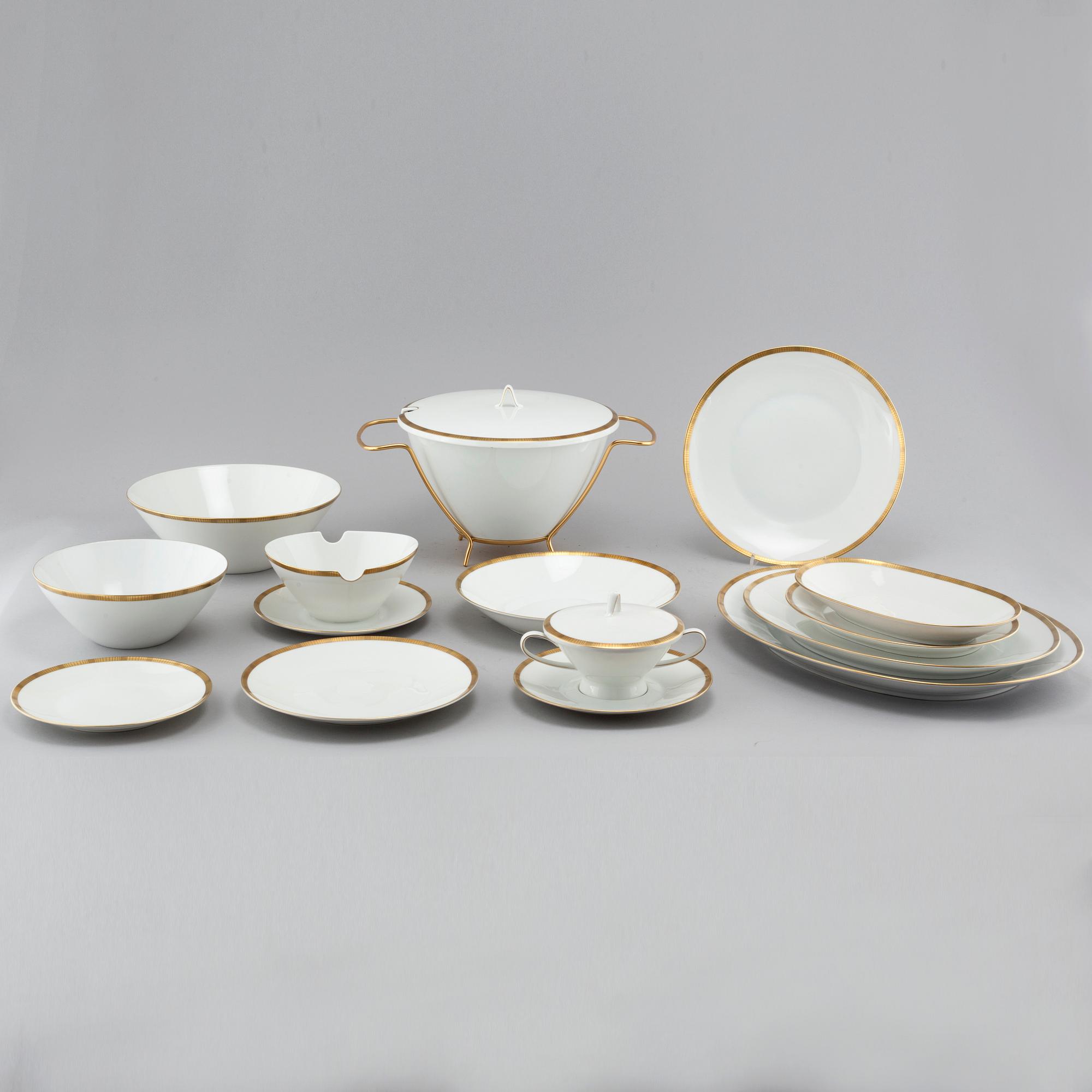A 56 pieces servis from Rosenthal, late 20th century.
