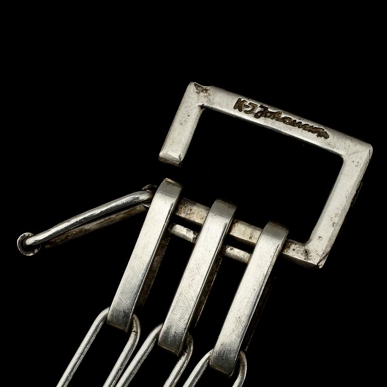 ARMBAND, sterlingsilver, Karl-Ingemar Johansson, Göteborg, 1980. Vikt 40 g.