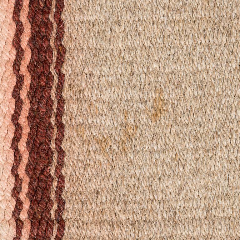 A 1930's Finnish flat weave carpet. Circa 247 x 150 cm.