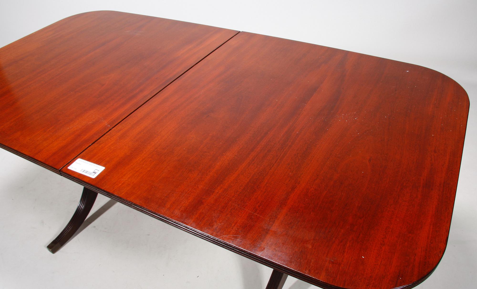 MATSALSBORD, engelsk stil, AB JO Carlssons Möbelindustri, Vetlanda, 1900-talets mitt.