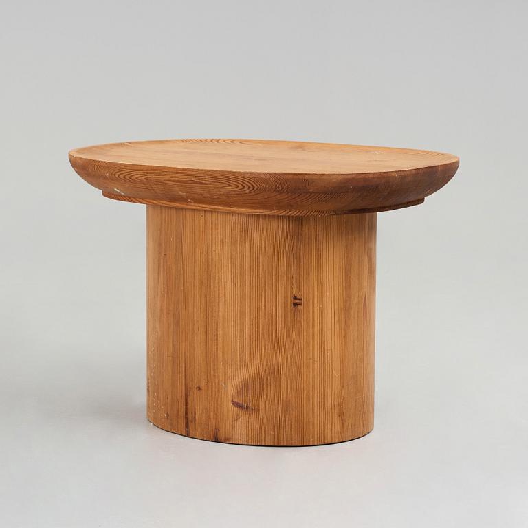 Axel Einar Hjorth, a stained pine 'Utö' table, Nordiska kompaniet, 1930's.