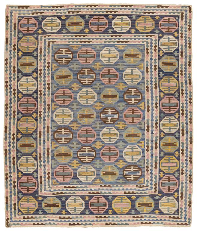Märta Måås-Fjetterström, matta, "Dukater", rölakan ca 356 x 303 cm, signerad MMF.