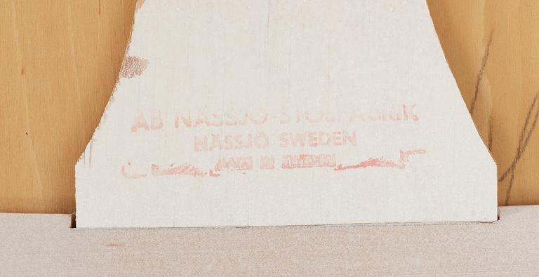 KARMSTOL "Solfjädern". Sonna Rosén, Nässjö Stolfabrik, Formgiven 1948.
