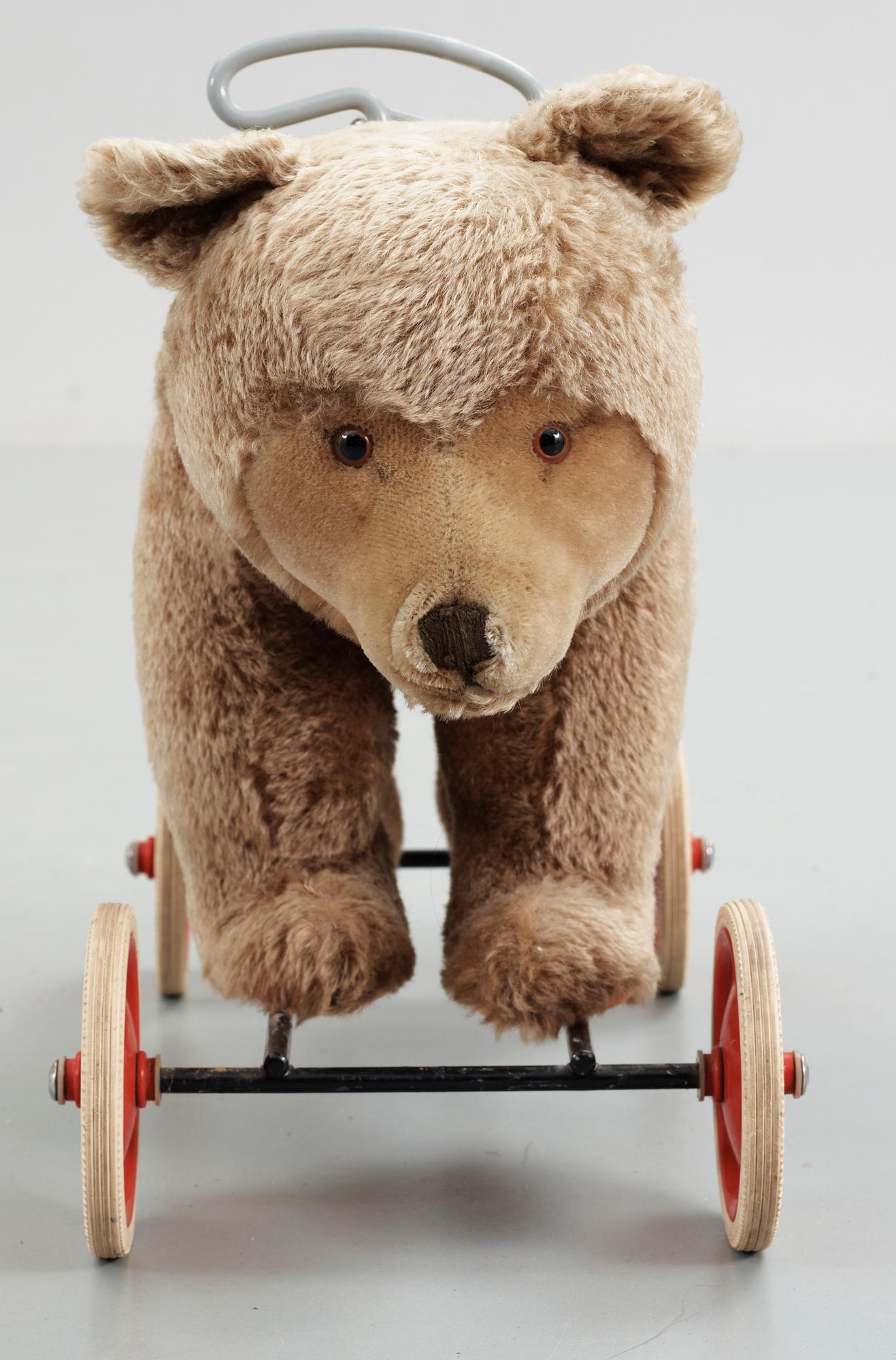 A German Stieffbear on wheel, 1950s/60s.
