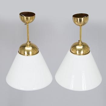 A pair of 1930s/40s pendant lights.