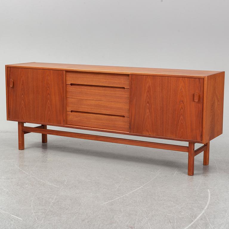 NILS JONSSON, sideboard "Arild", Troeds.