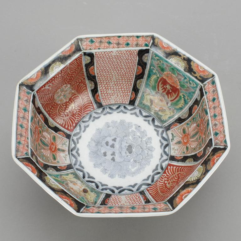SKÅL, porslin, Japan, 1800-tal.