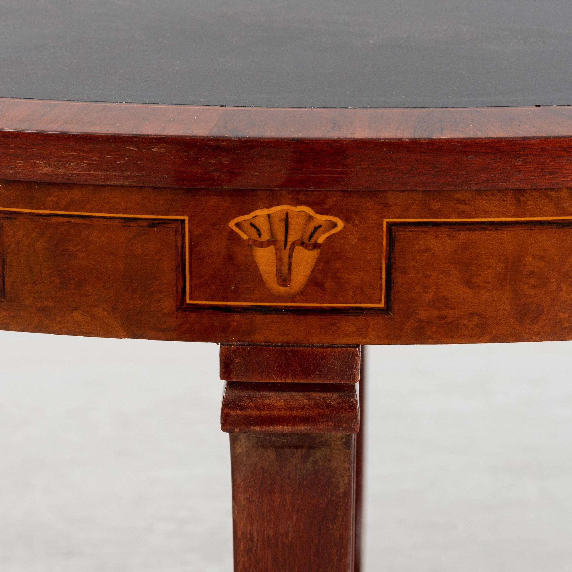 A 1930's table.