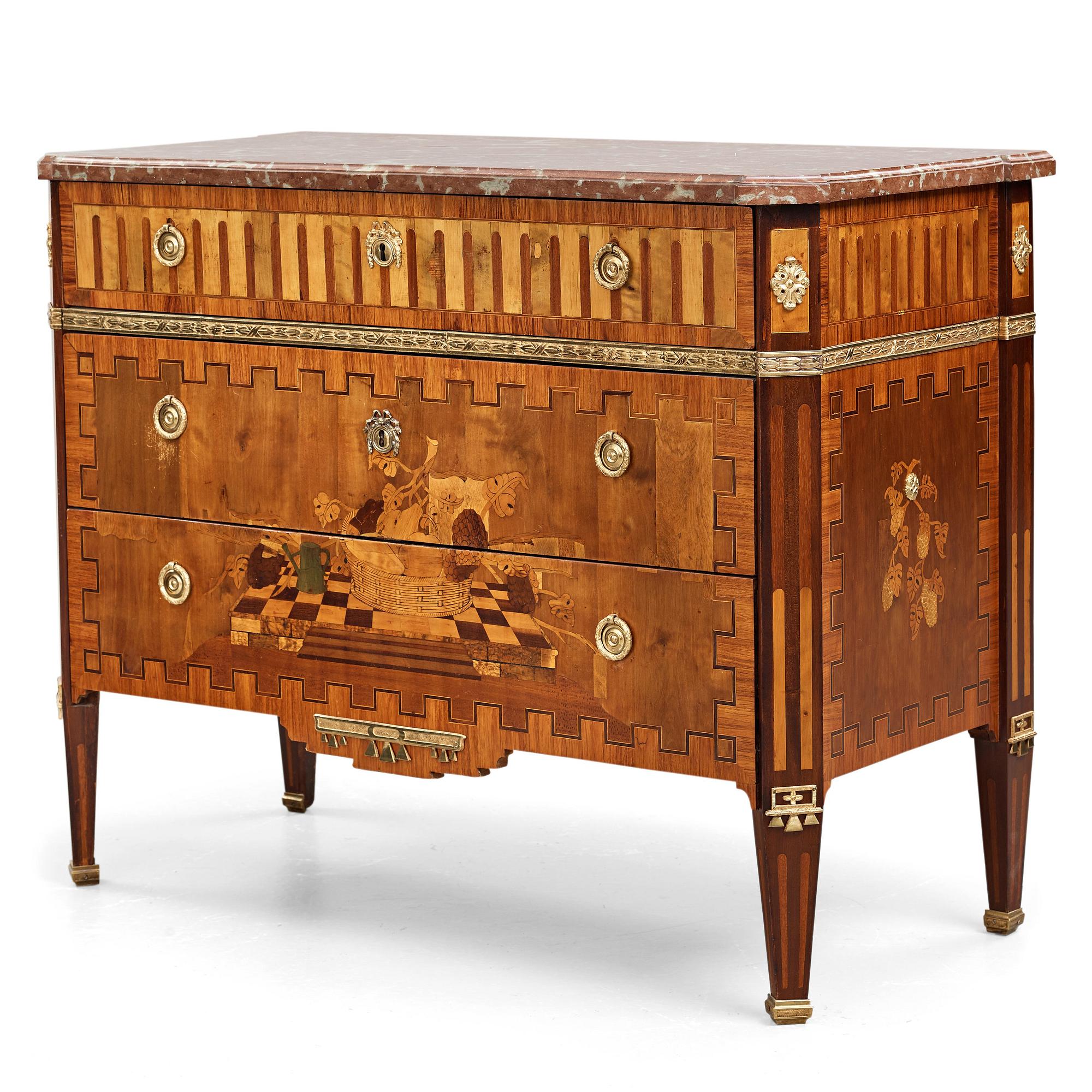 BYRÅ, i Carl Lindborgs art (mästare i Stockholm 1781-1808), gustaviansk, 1700-talets slut.