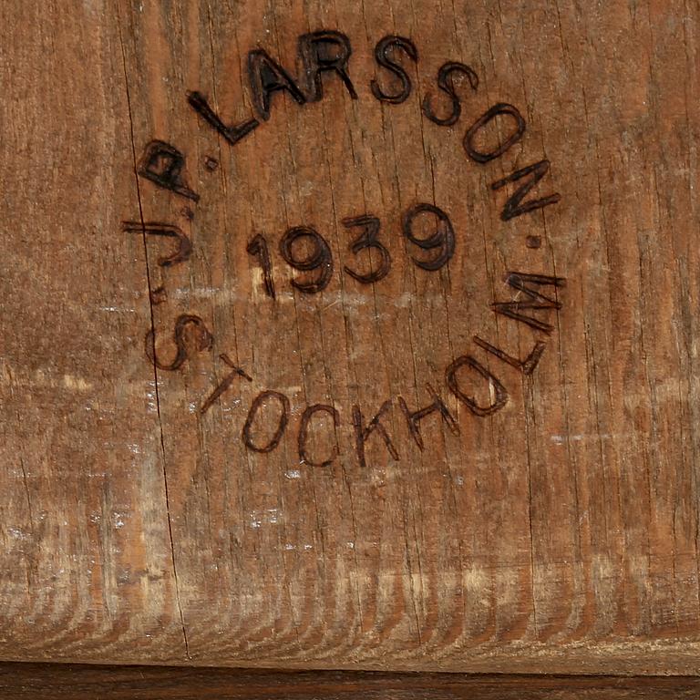 SPEGELLAMPETT, gustaviansk stil. J.P. Larsson, Stockholm, 1939.