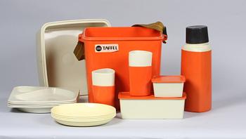 PICKNICKSET, plast, "Taffel", design Sigvard Bernadotte 1959.