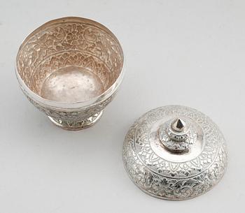 LOCKSKÅL, silver, orientalisk, 1800-/1900-tal. Vikt ca 155 gram.