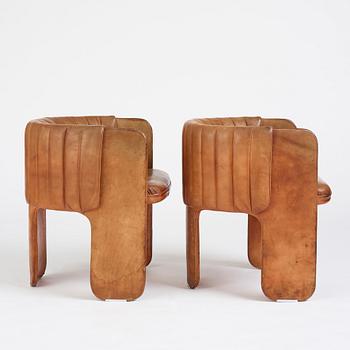 Luigi Massoni, a pair of easy chairs, Poltrona Frau, Italy 1970's.