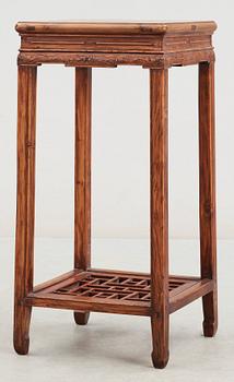 A blond hardwood table, late Qing dynasty (1644-1912).