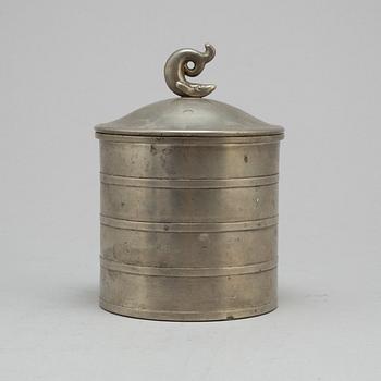 A lidded pewter box by Firma Svenskt Tenn, 1929.