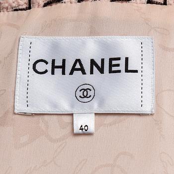 CHANEL, kappa, fransk storlek 40.