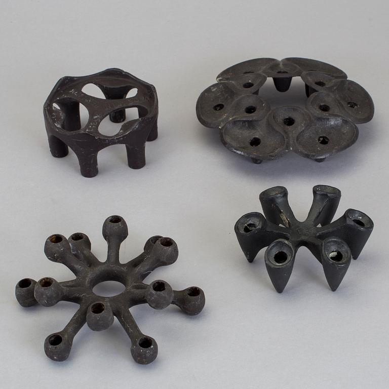 LJUSSTAKAR, 8 st, gjutjärn, design, Danmark, varav 3 st Jens Harald Qvistgaard, slutet av 1900-talet.