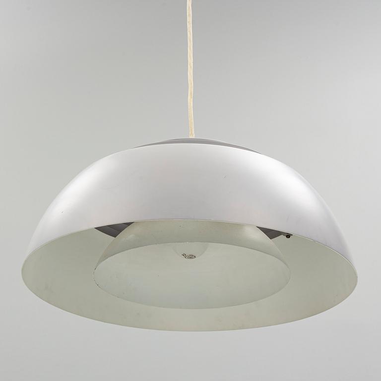 Arne Jacobsen, "AJ Royal Pendant", Louis Poulsen, Denmark.