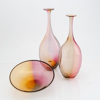 Kjell Engman, a set of two vases and a bowl, signed Kosta.
