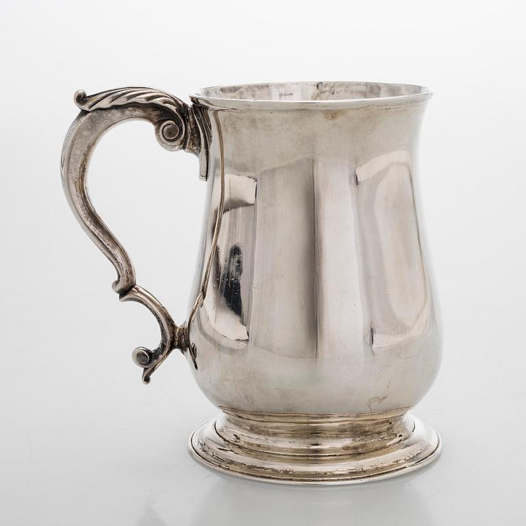 Robert Albin Cox, tuoppi, sterlinghopeaa, Lontoo 1754.