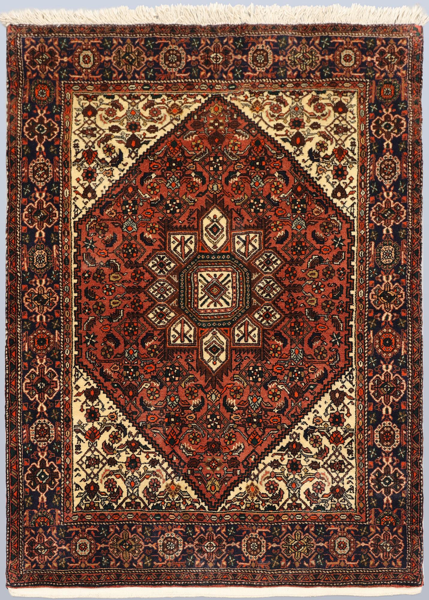 A Goltogh rug, c. 156 x 112 cm.