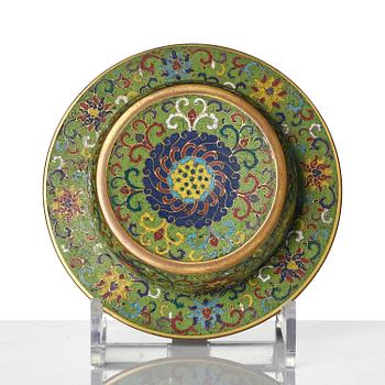Kärl, cloisonne. Sen Mingdynasti.