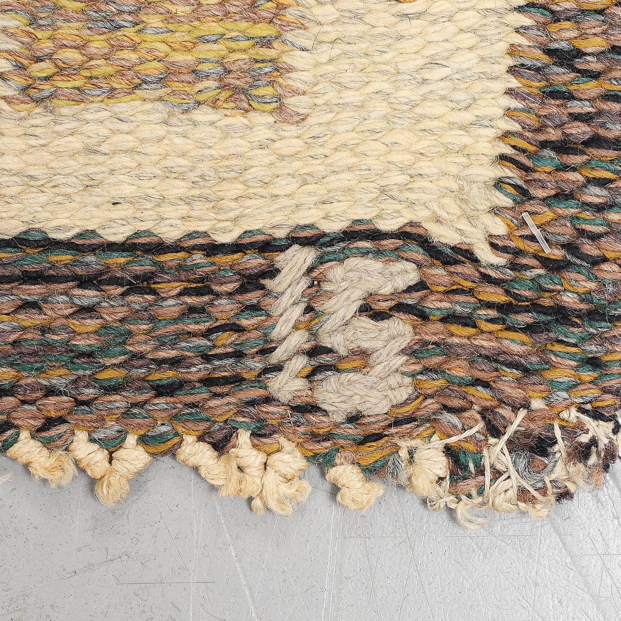 Ingegerd Silow, matto,  flat weave, ca 199 x 125,5-129 cm, signed IS.