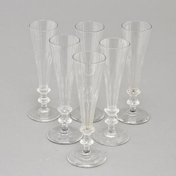 CHAMPAGNESTRUTAR, glas, 6 st, 1800/1900-tal.