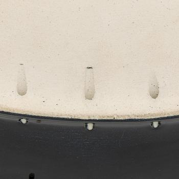 Birger Kaipiainen, Decorative dish, ceramic, signed Kaipiainen Arabia.